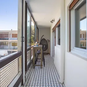 Superb With Loggia&view On The Sea - - Welkeys Appartement Hyères